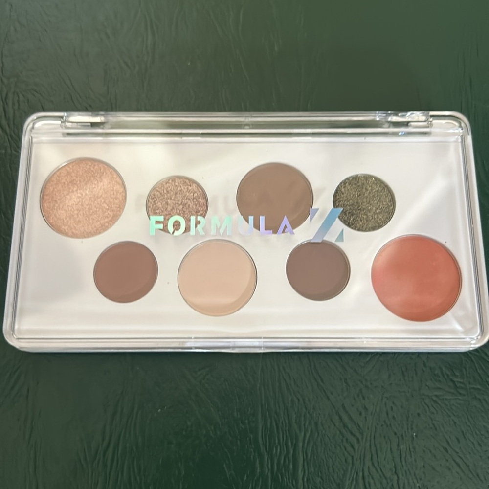 Benefit Elf bundle 17 items - Picture 7 of 7